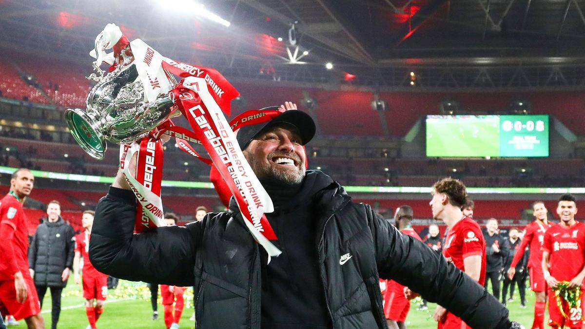 Einfache Sprache Jürgen Klopp wird Fußball Chef bei Red Bull